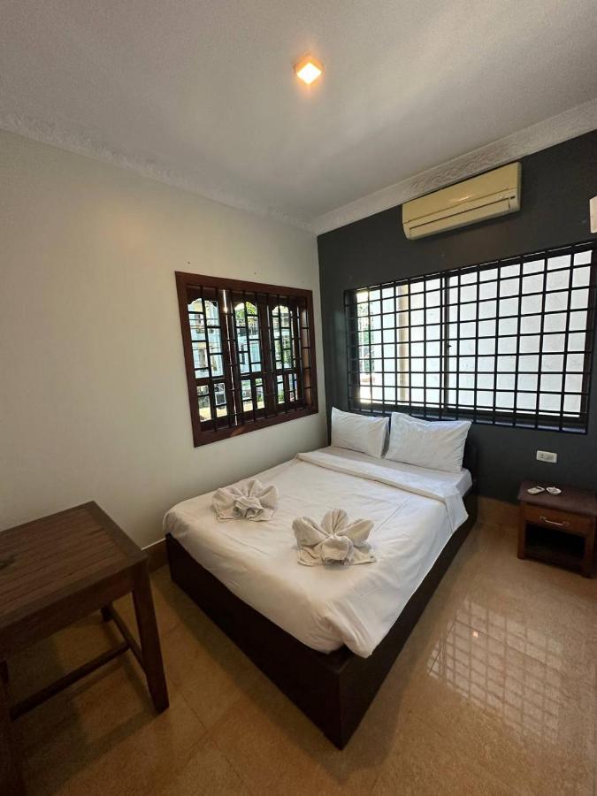 Archaic House Siem Reap Esterno foto